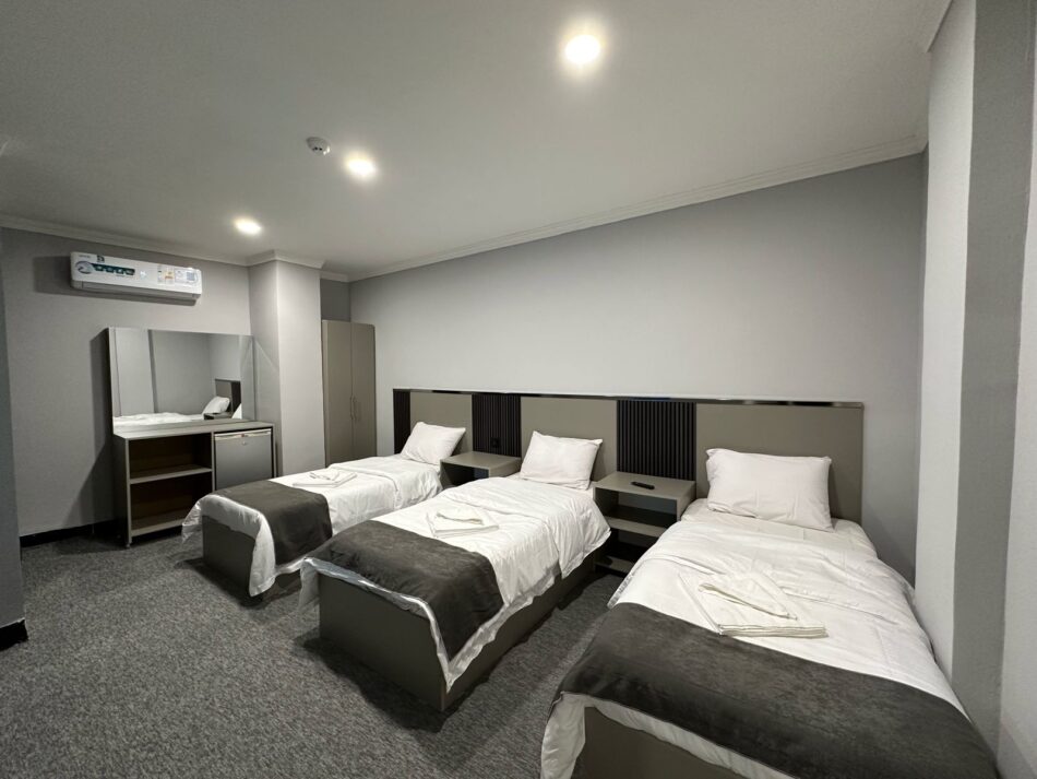 Room 4